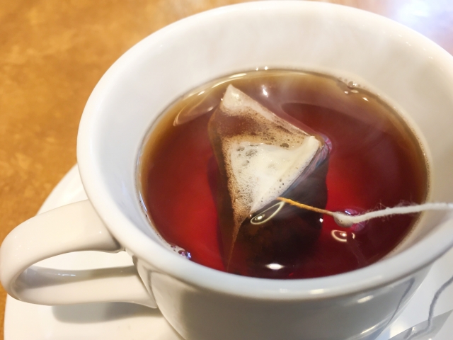 ティーバッグ紅茶を使うと、さらに手軽にストレートティーが味わえる！