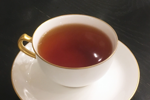 マリアージュフレールの紅茶「マルコポーロ」は、5分かけてゆっくりと茶葉を蒸らしましょう。
