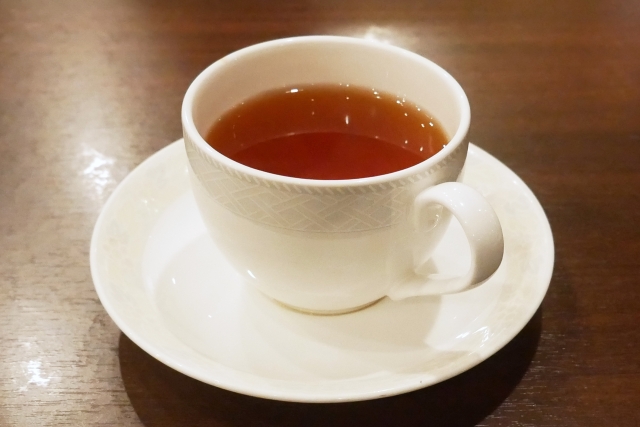 ジョージスチュアートの紅茶「ロイヤルディライト」は、リンゴやブドウの芳醇な味わいが特徴です。