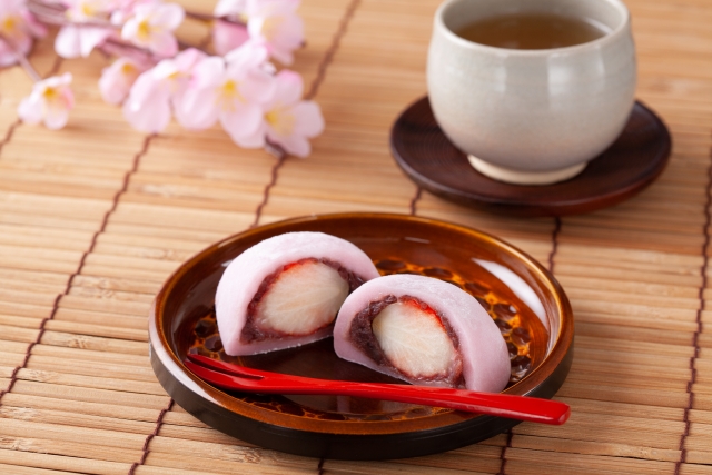 和菓子には緑茶だけではなく紅茶もよく合います。だからこそ、5種類のペアリングから一覧をピックアップしました。