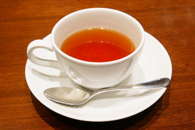 サー・トーマス・リプトンの紅茶「アールグレイ」。茶葉が細かいため、華やかな香りが楽しめます。ミルクティーにもオススメ。