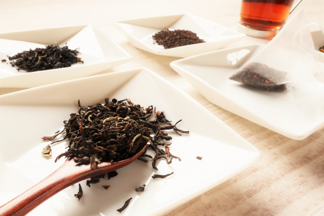 アールグレイとダージリンの違いは、「紅茶の種類」にある。