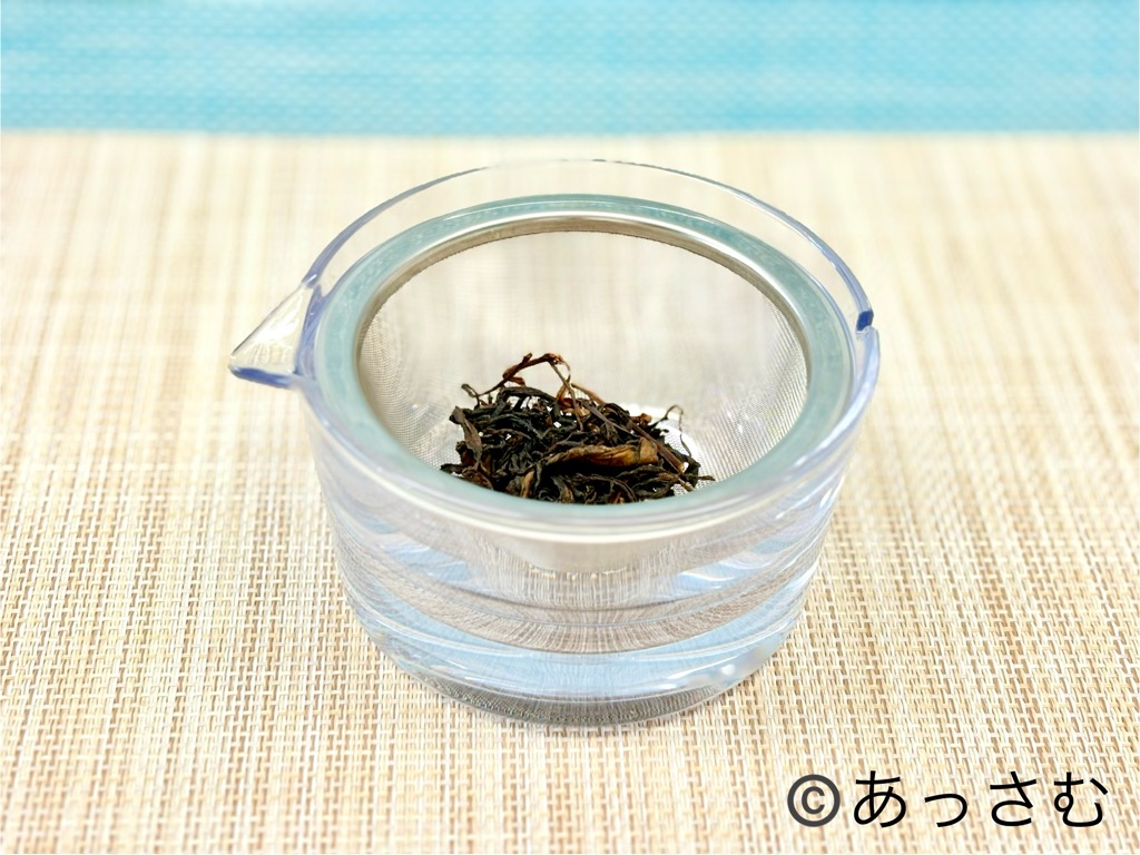 煎茶堂東京「透明急須」 美味しい紅茶の入れ方①茶葉3gを茶器に入れる