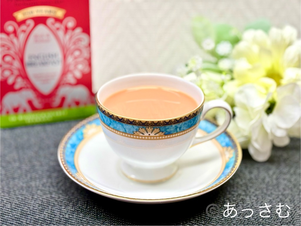 おすすめはケニア産茶葉を生かすミルクティーです。