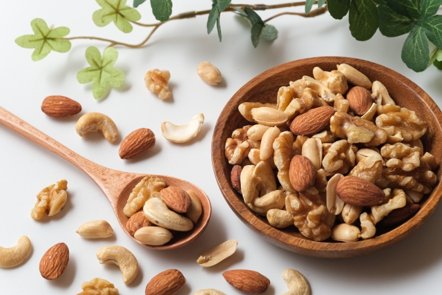 ミックスナッツ